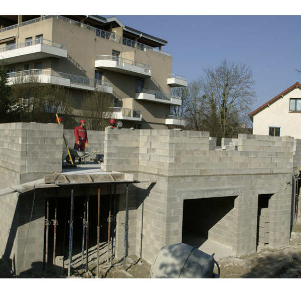 Bloc poteau Elibloc en béton NF 500 MM x 200 MM x 250 MM